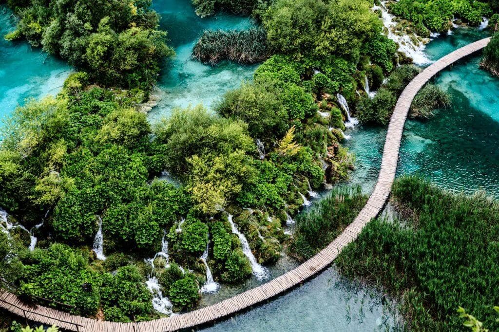 Omiš: Wycieczka do Jezior Plitwickich z przewodnikiem