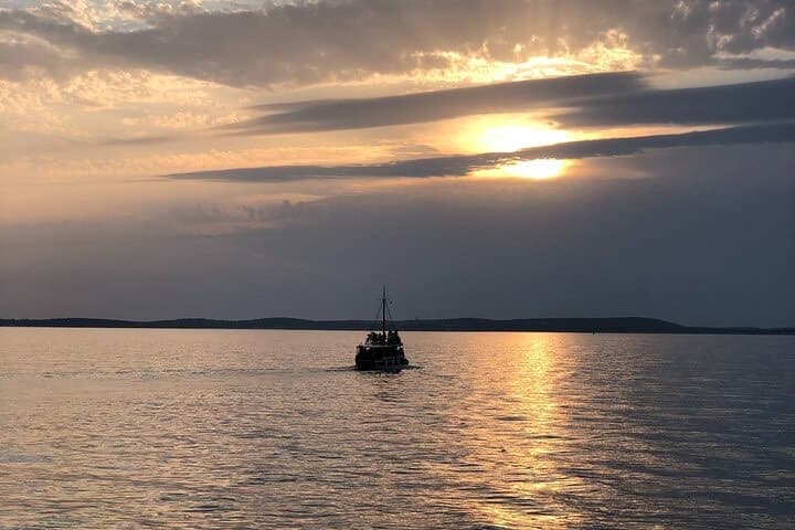 Medulin - Rejs statkiem: Zachód słońca i szukanie delfinów z kolacją - 5