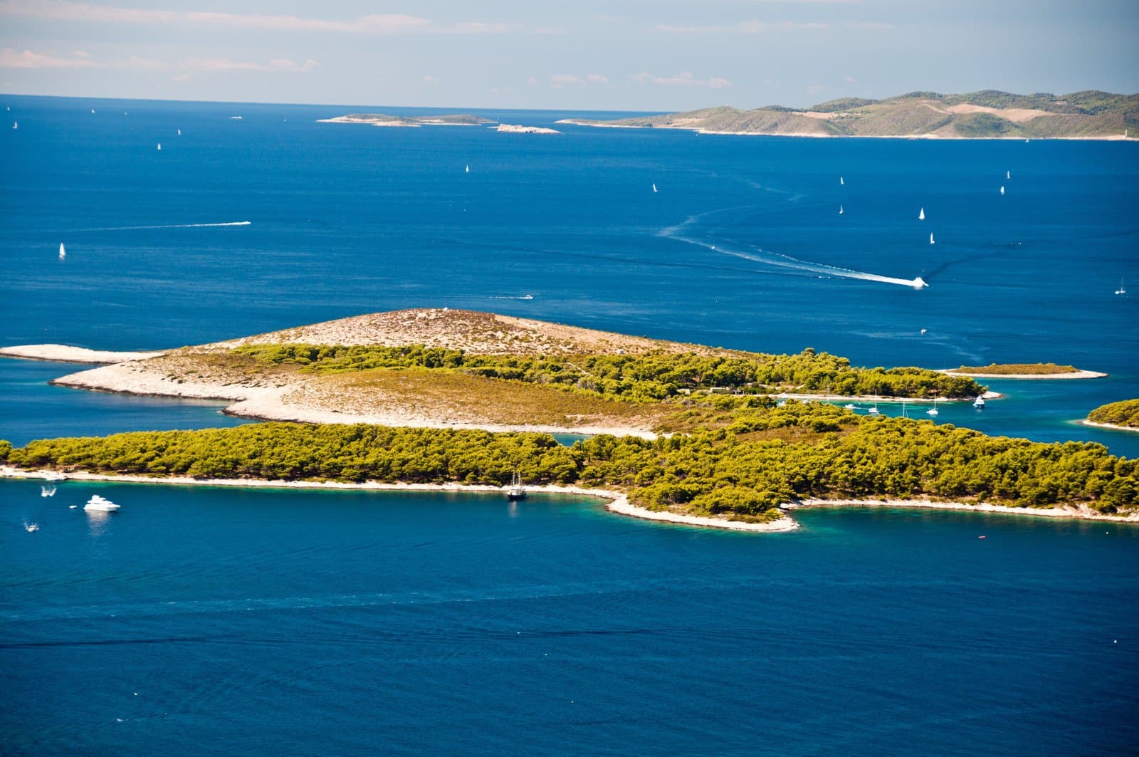 Split: Rejs katamaranem na Hvar + Wyspy Pakleni all inclusive - 7