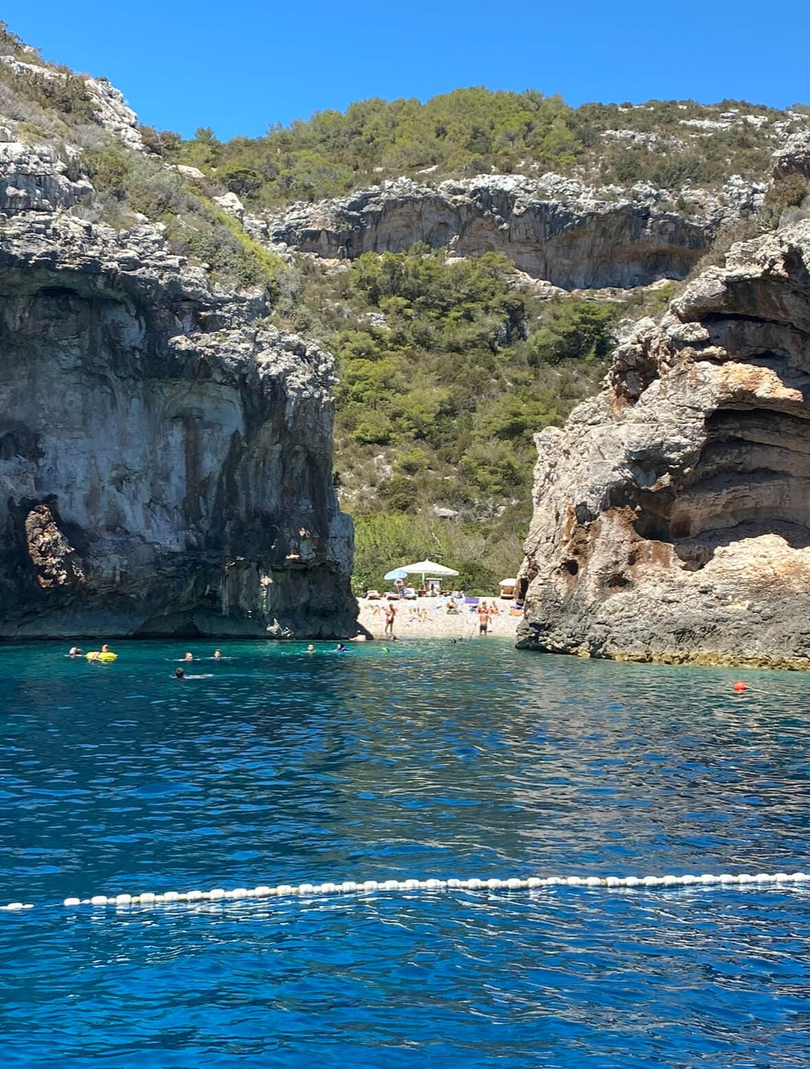 Split: Rejs łodzią motorową do Błękitnej Jaskini (Blue Cave) + wyspy - 15