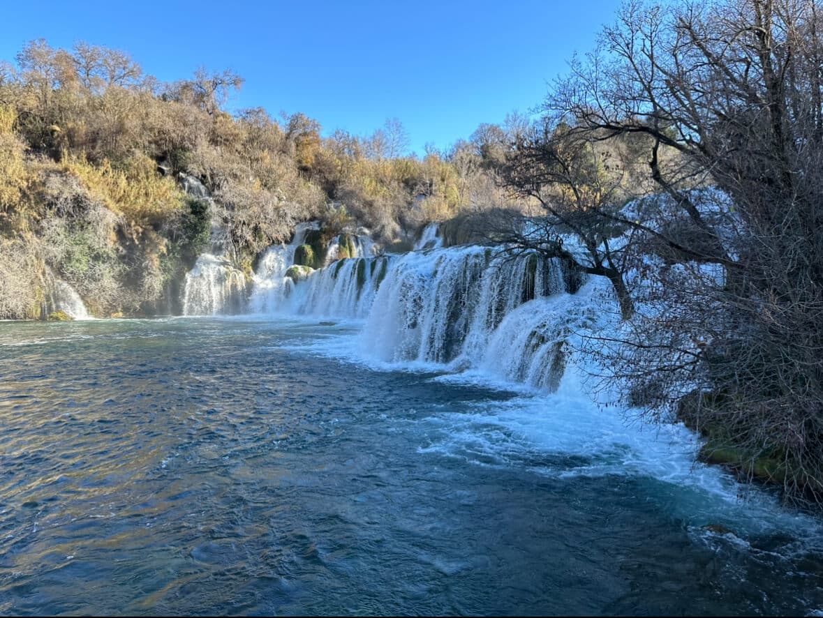 Split i Trogir: Wycieczka do Wodospadów Krka z przewodnikiem i degustacją wina - 20