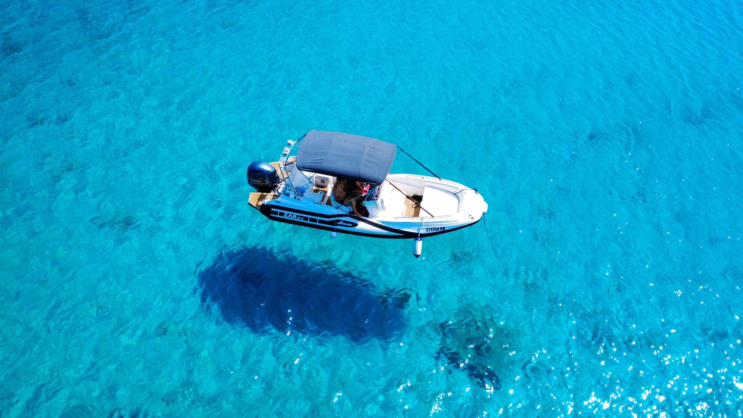 Vodice: Prywatny rejs łodzią motorową po Riwierze Szybenickiej - opcja półdniowa - 9