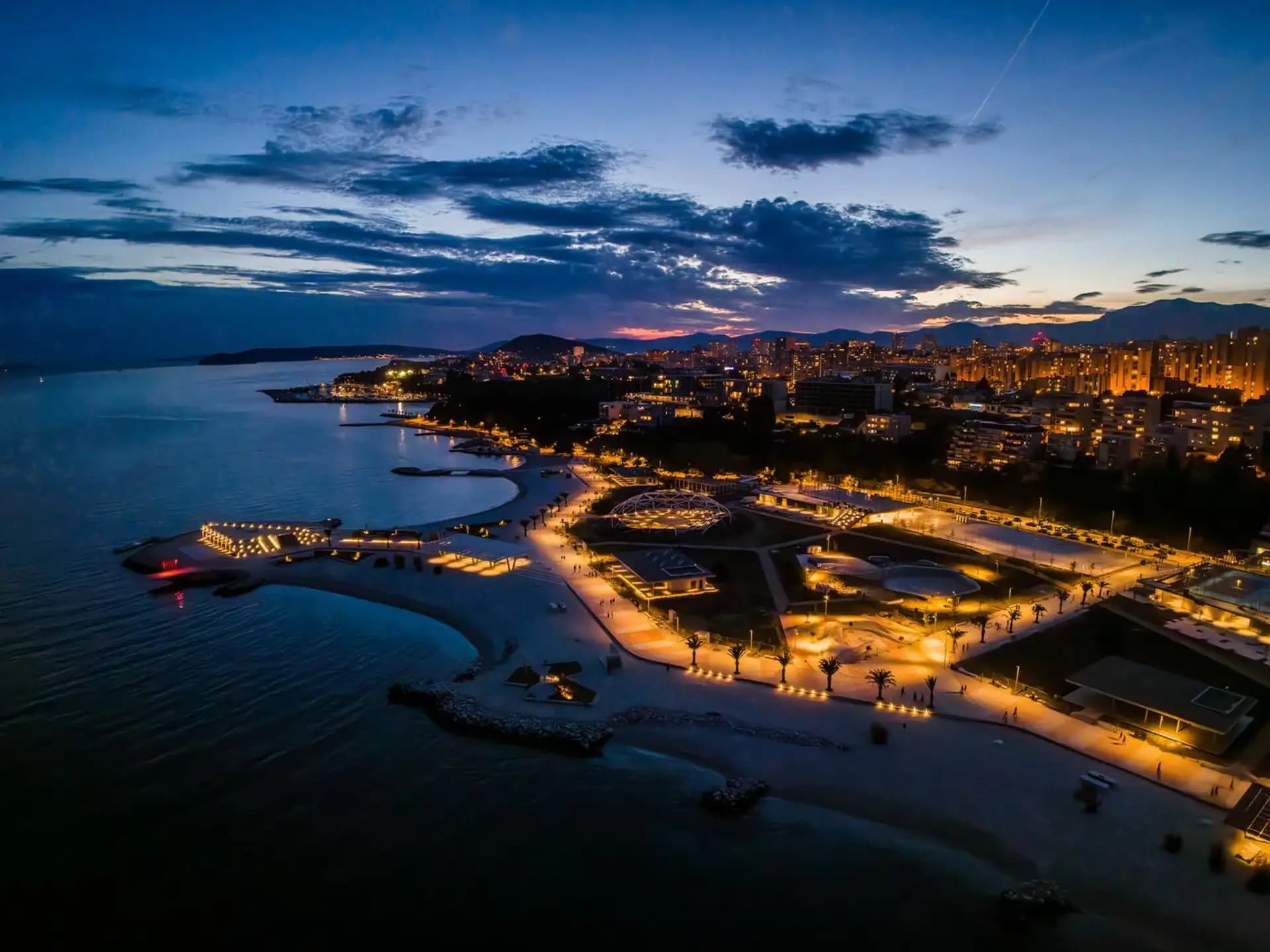 Split: Wieczorny rejs luksusowym katamaranem z muzyką na żywo i degustacją - 8