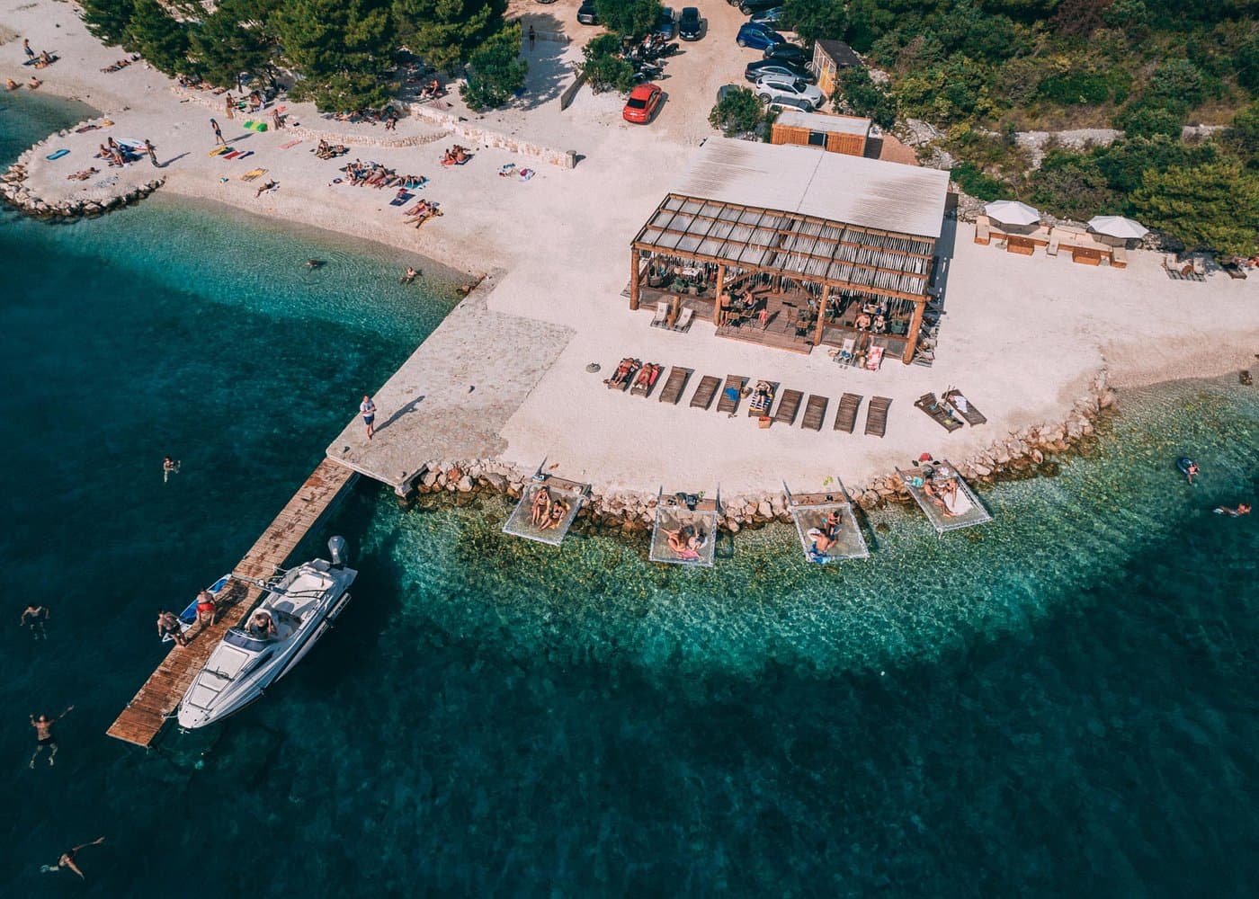 Trogir: Rejs statkiem do Błękitnej Laguny (Blue Lagoon z lunchem) - 3 przystanki - 5