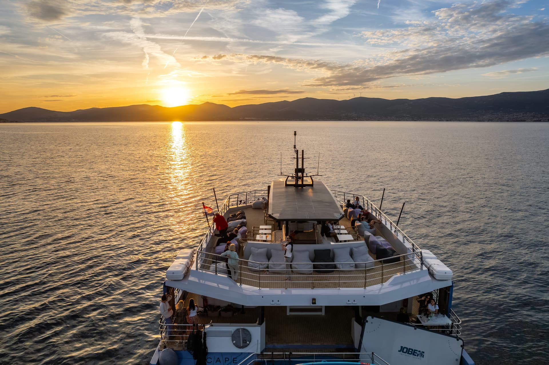 Split: Wieczorny rejs luksusowym katamaranem z muzyką na żywo i degustacją - 9