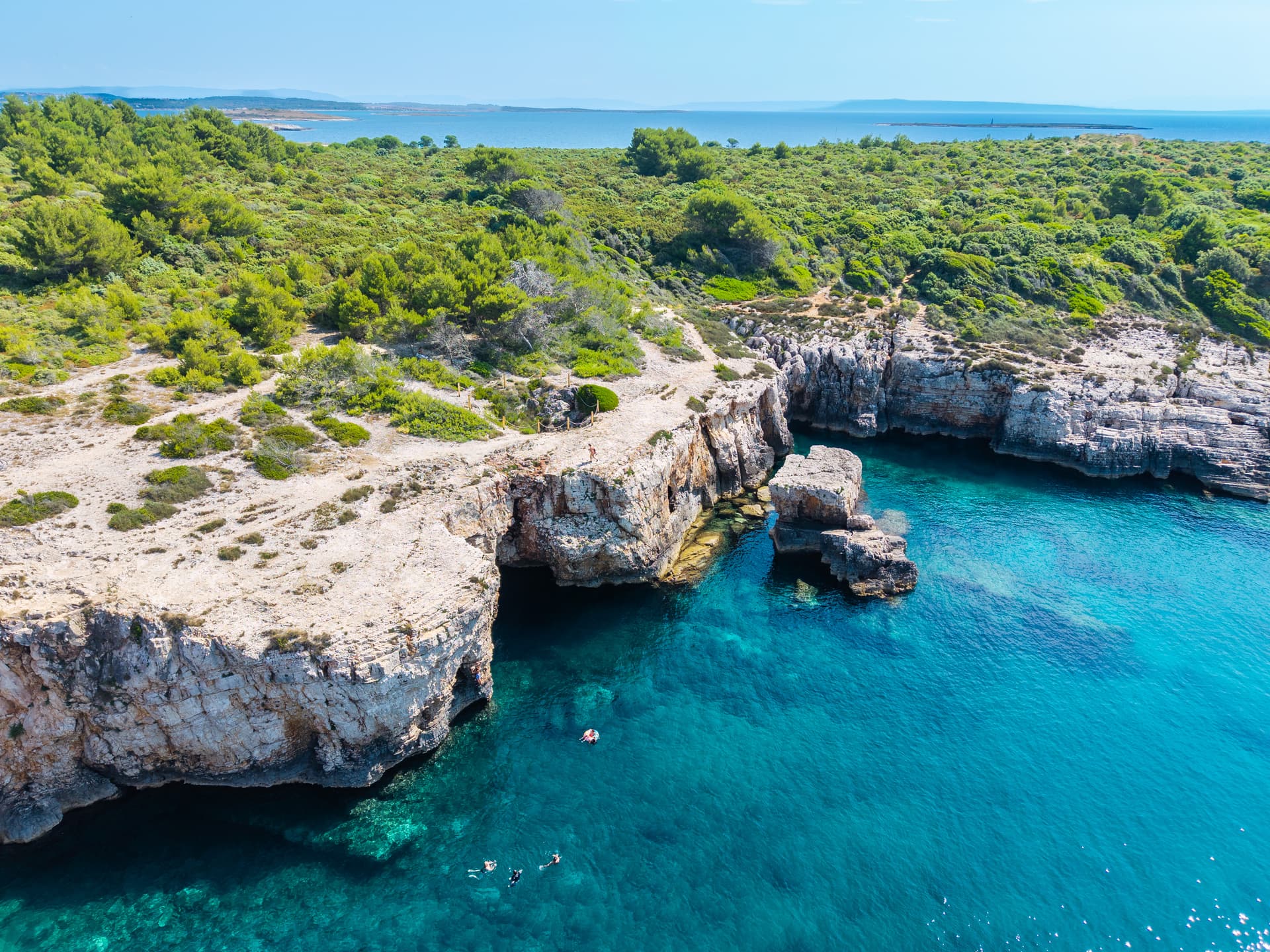 Medulin - Rejs statkiem: Kamenjak + piaszczysta plaża Levan z lunchem - 4