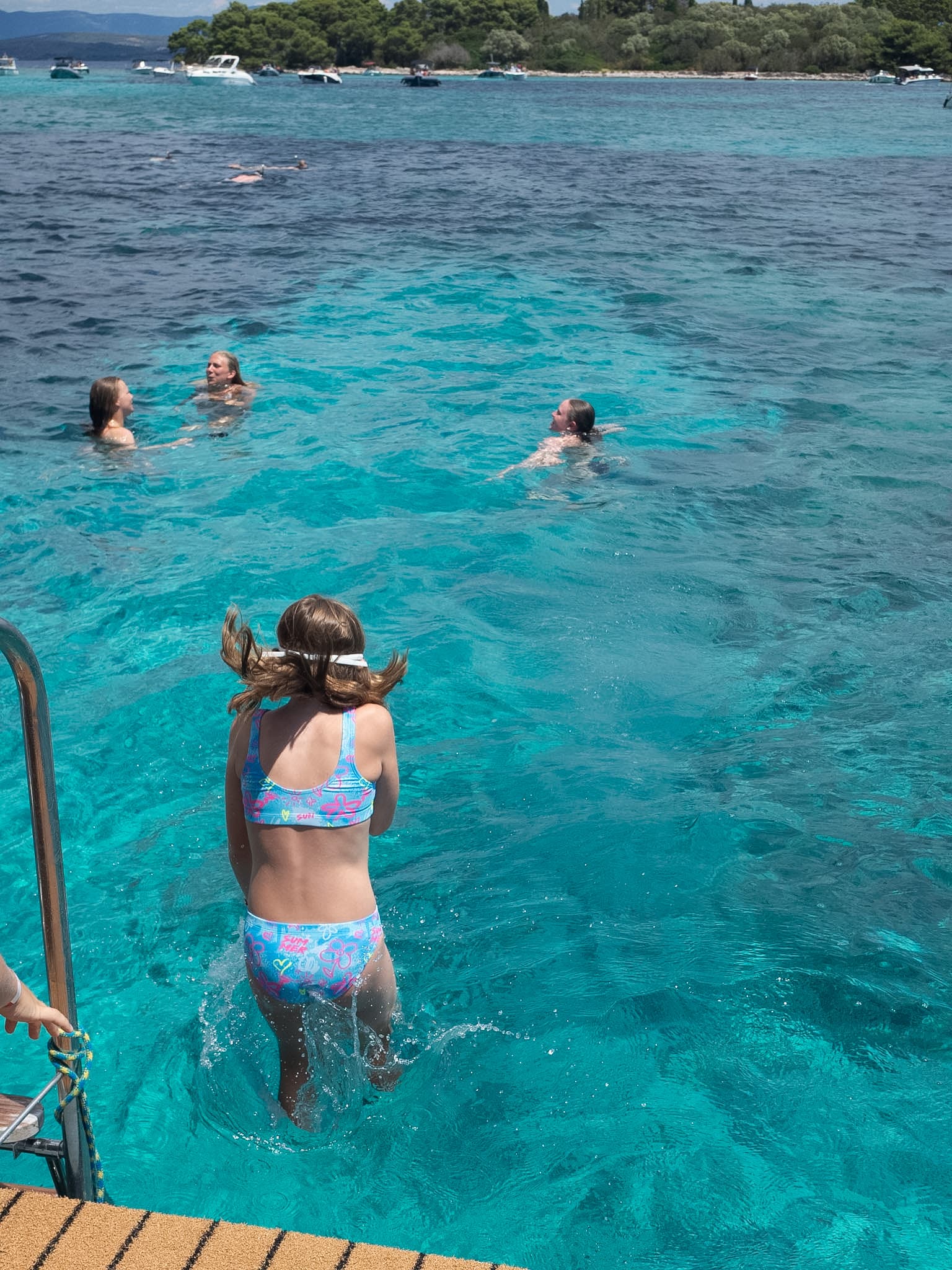 Split: Rejs statkiem do Błękitnej Laguny (Blue Lagoon z lunchem) - 3 przystanki - 21