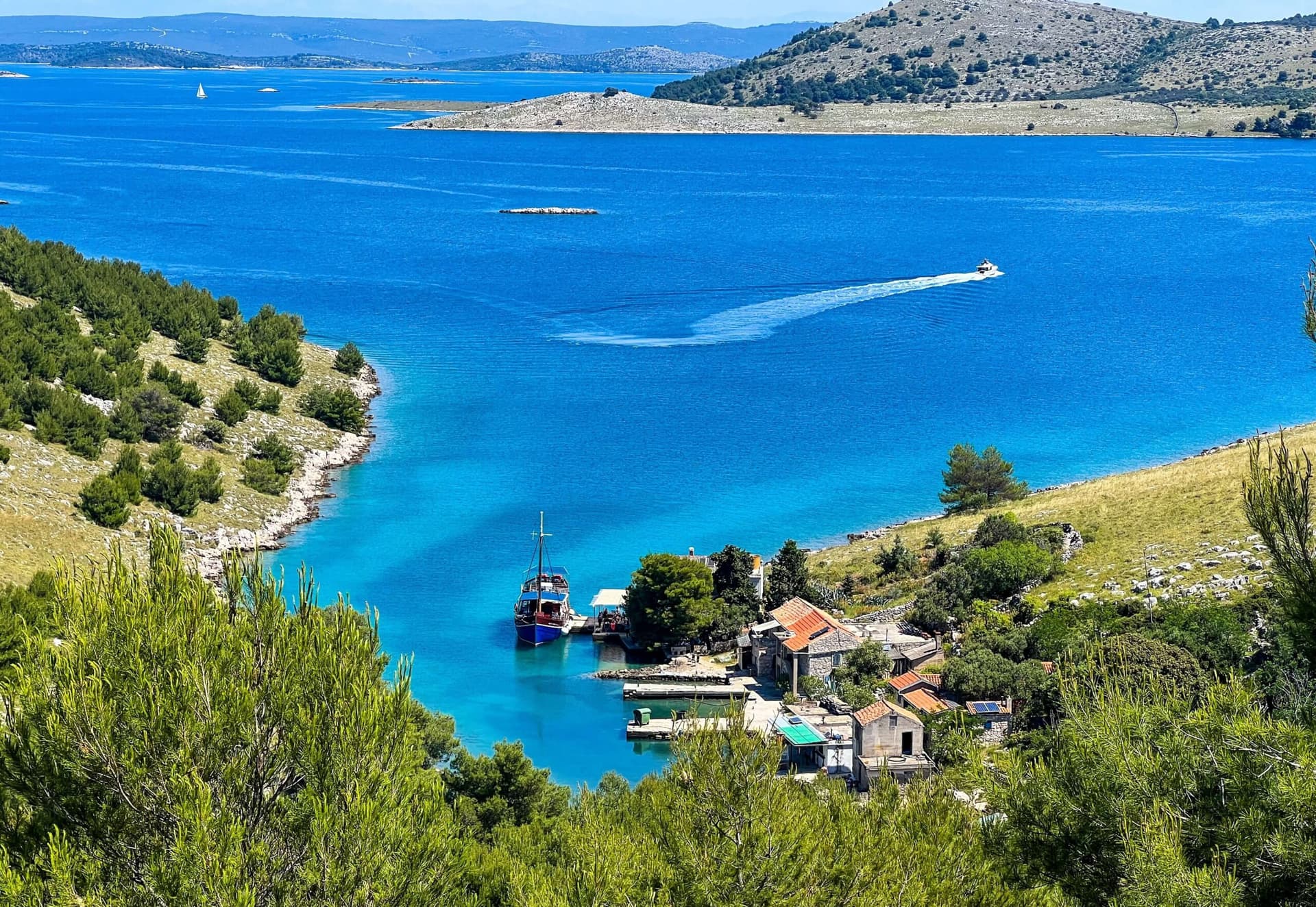 Zadar: Rejs statkiem: Kornati Telašćica, Zatoka Lupeška (polska obsługa) - bilet do parku w cenie