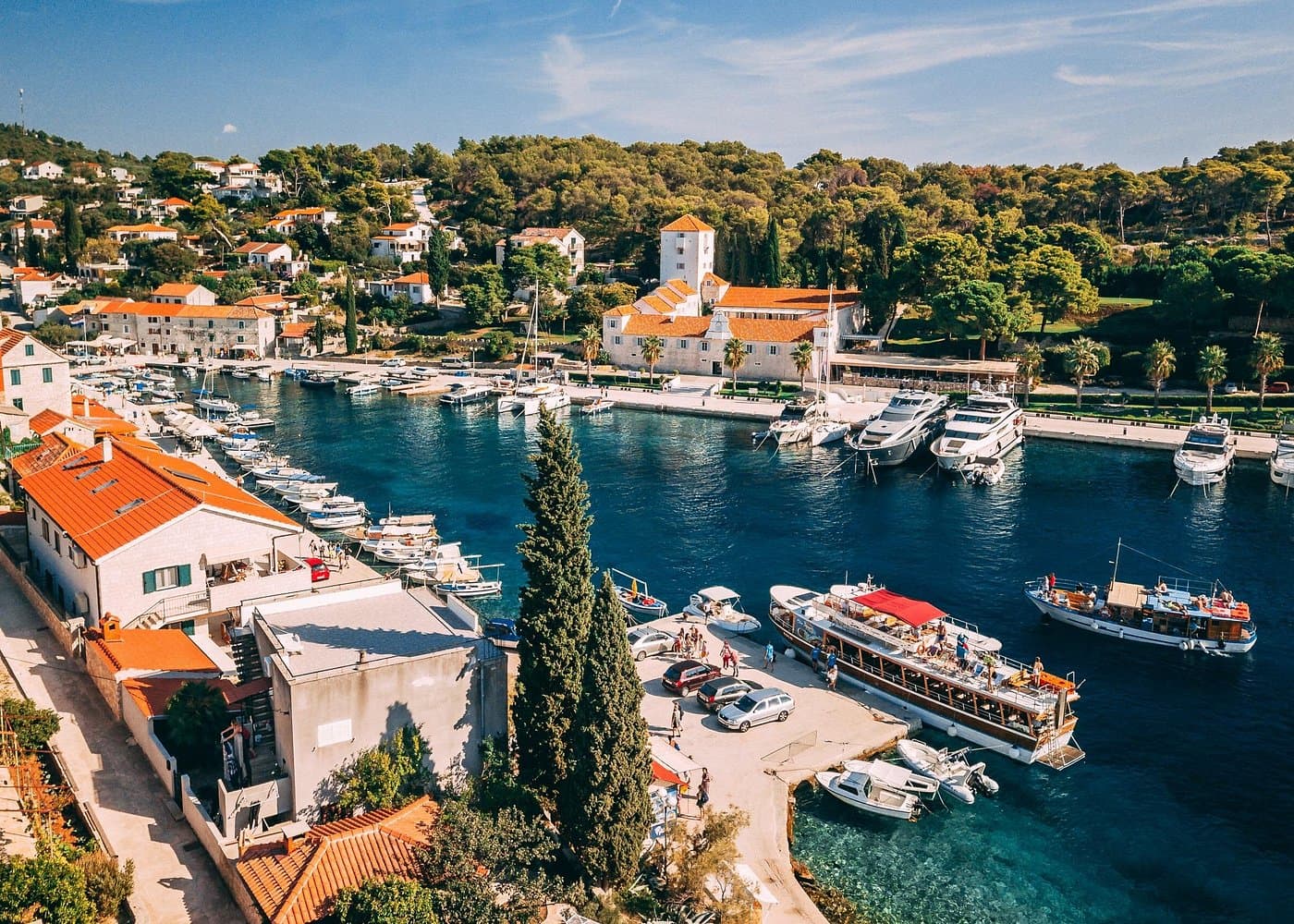 Trogir: Rejs statkiem do Błękitnej Laguny (Blue Lagoon z lunchem) - 3 przystanki