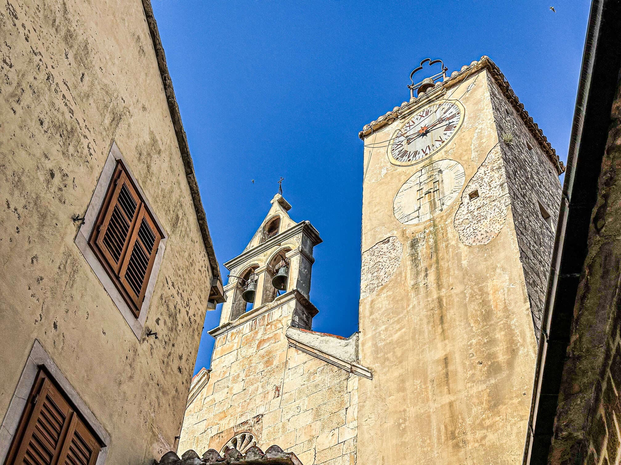 Makarska: Wyjazd do Omiša - spływ Cetiną i lokalne degustacje z polskim przewodnikiem